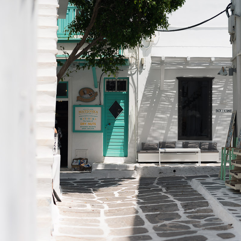Streets of Mykonos, Greece, Nils Leonhardt