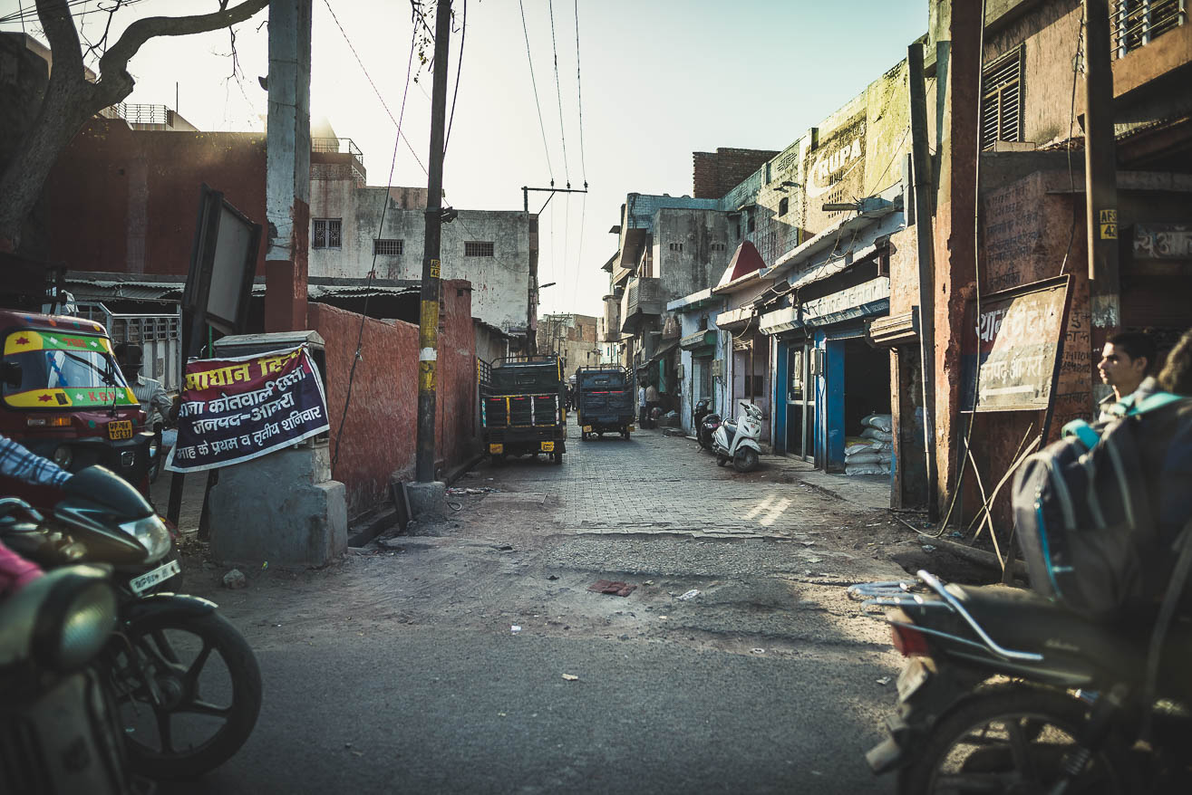 Streets of Agra, India, Nils Leonhardt